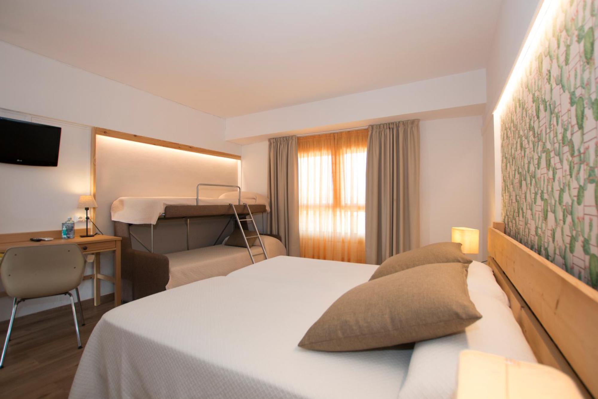 Hotel Yola Алтафула Екстериор снимка